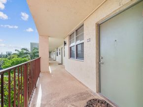 2400 NE 10th Street 410, Pompano Beach FL 33062