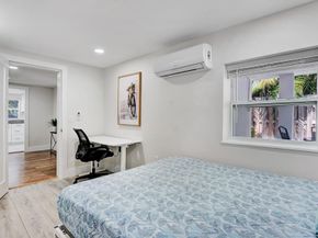 218 NE 10th Street, Delray Beach FL 33444