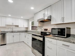 218 NE 10th Street, Delray Beach FL 33444