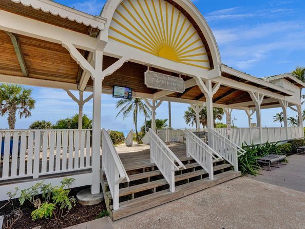 218 NE 10th Street, Delray Beach FL 33444
