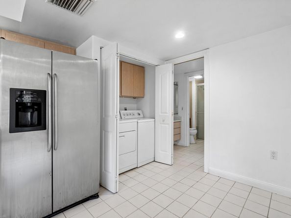 8111 Northboro Court 11b, Lake Clarke Shores FL 33406