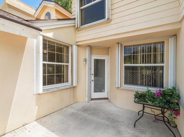 8111 Northboro Court 11b, Lake Clarke Shores FL 33406