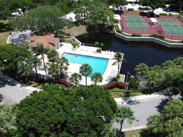 8111 Northboro Court 11b, Lake Clarke Shores FL 33406