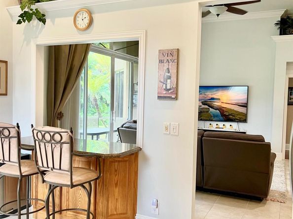 4920 Swans Lane, Coconut Creek FL 33073