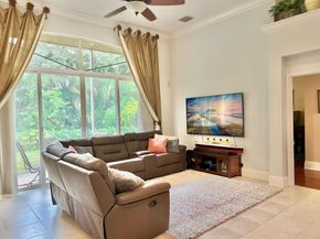 4920 Swans Lane, Coconut Creek FL 33073