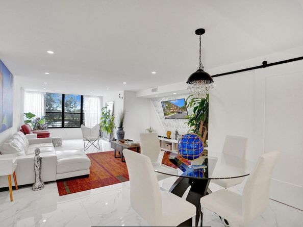 2768 Carambola Circle S 301, Coconut Creek FL 33066