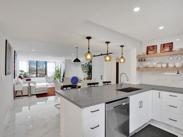 2768 Carambola Circle S 301, Coconut Creek FL 33066