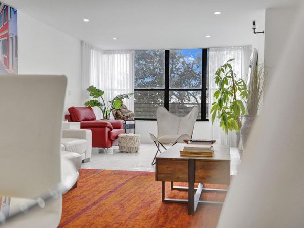 2768 Carambola Circle S 301, Coconut Creek FL 33066