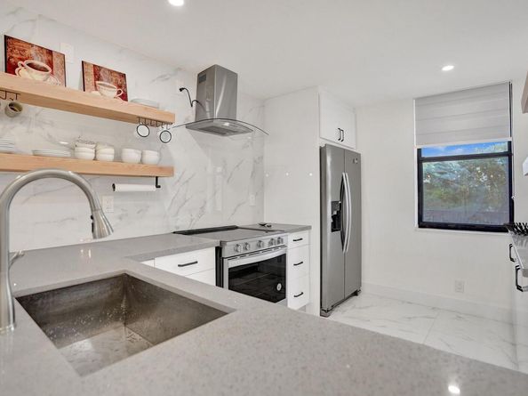 2768 Carambola Circle S 301, Coconut Creek FL 33066