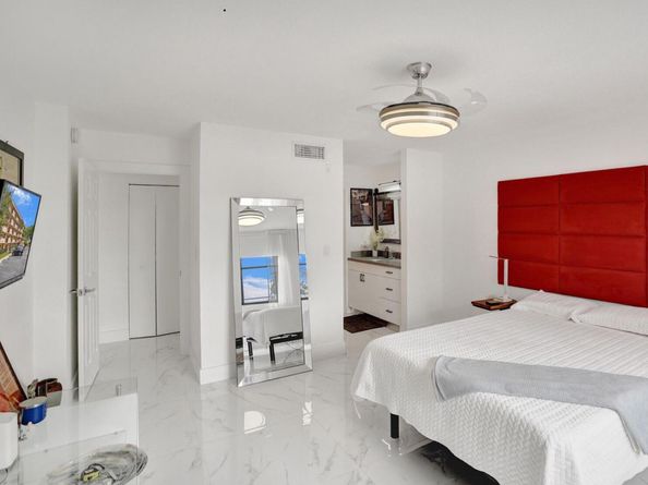 2768 Carambola Circle S 301, Coconut Creek FL 33066