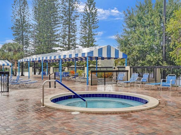 2768 Carambola Circle S 301, Coconut Creek FL 33066