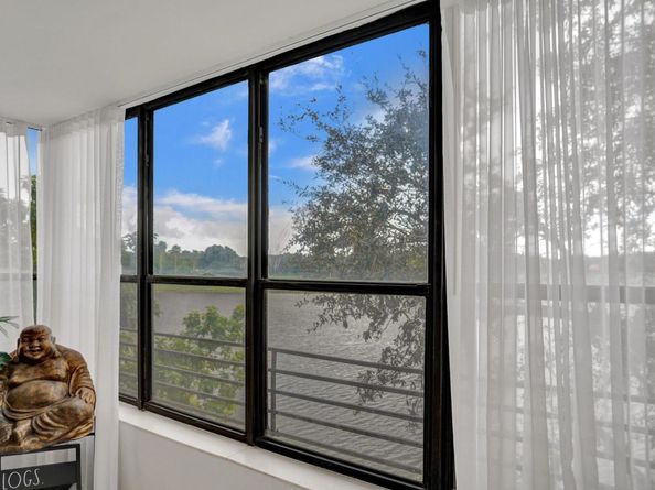 2768 Carambola Circle S 301, Coconut Creek FL 33066