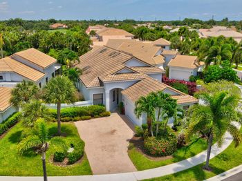 5213 Via De Amalfi Drive