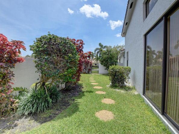 5213 Via De Amalfi Drive, Boca Raton FL 33496