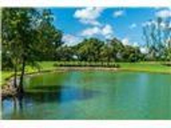 8960 S Hollybrook Blvd 103, Pembroke Pines FL 33025