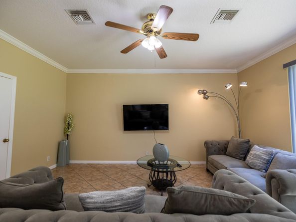 4462 Lake Tahoe Circle, West Palm Beach FL 33409