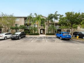 5031 Wiles Road 107, Coconut Creek FL 33073
