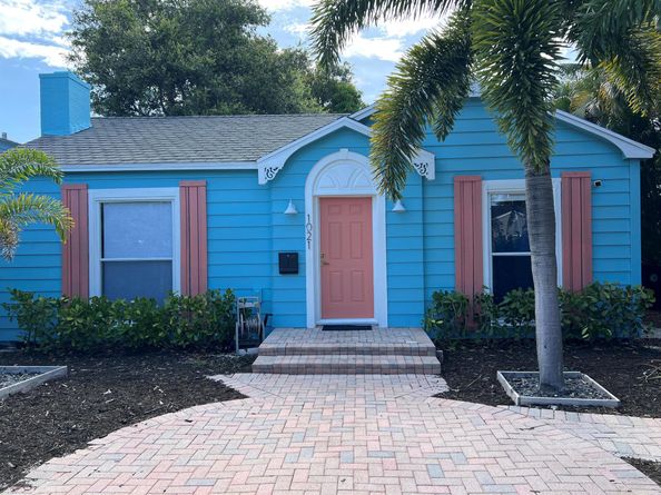 1021 N Palmway, Lake Worth Beach FL 33460