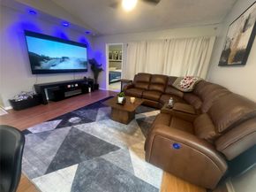 8007 NW 71st Ct, Tamarac FL 33321