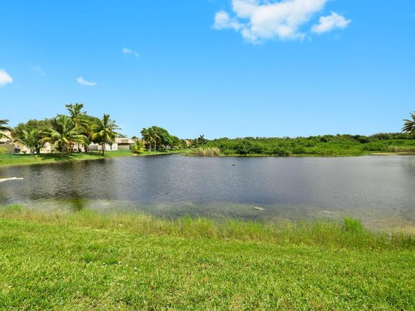 1474 NW 153rd Ln, Pembroke Pines FL 33028