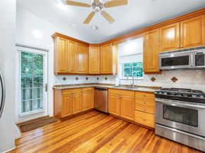 1617 SE 2nd St, Fort Lauderdale FL 33301