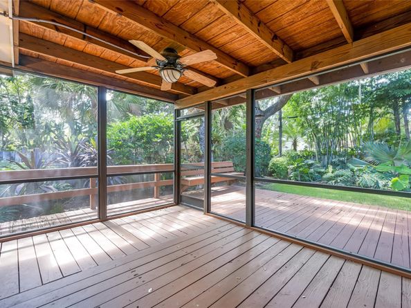 1617 SE 2nd St, Fort Lauderdale FL 33301