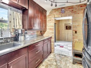 2081 NW 107th Ter, Sunrise FL 33322