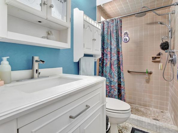 2081 NW 107th Ter, Sunrise FL 33322