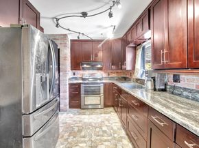 2081 NW 107th Ter, Sunrise FL 33322