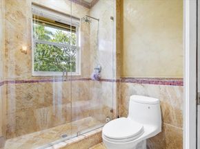 6783 NW 105th Ln, Parkland FL 33076