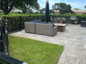 18 Holly Drive, Boynton Beach FL 33436