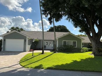 18 Holly Drive