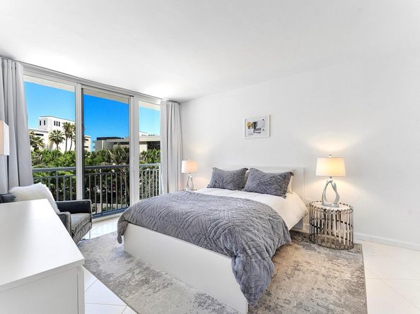 2780 S Ocean Boulevard 311, Palm Beach FL 33480