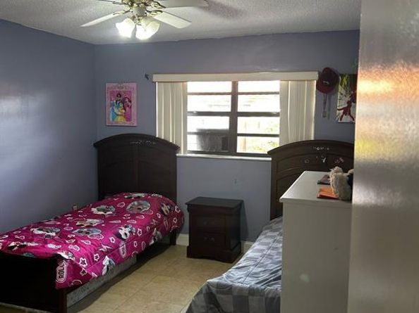 11267 SW 59th Pl, Cooper City FL 33330