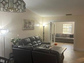 11267 SW 59th Pl, Cooper City FL 33330