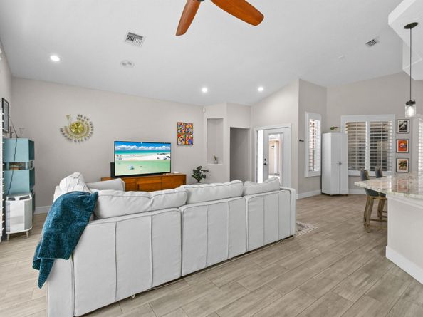 303 Hardwood Point, Jupiter FL 33458