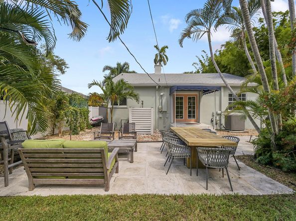 1117 S Palmway, Lake Worth Beach FL 33460