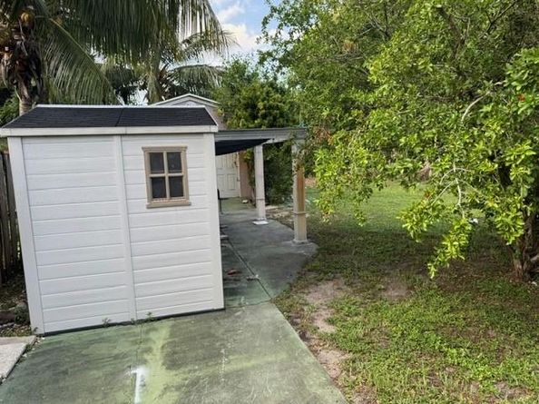 2835 Polk St, Hollywood FL 33020