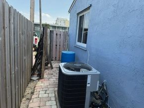 2835 Polk St, Hollywood FL 33020