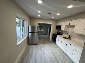 2835 Polk St, Hollywood FL 33020