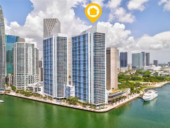 335 S Biscayne Boulevard 3108, Miami FL 33131