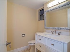 1100 Colony Point Cir 105, Pembroke Pines FL 33026