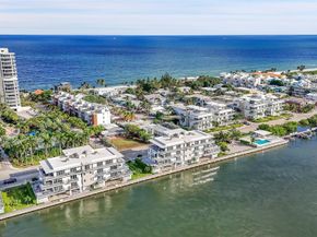 356 Balboa St, Hollywood FL 33019