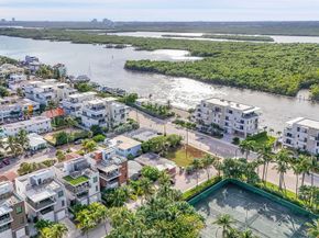 356 Balboa St, Hollywood FL 33019