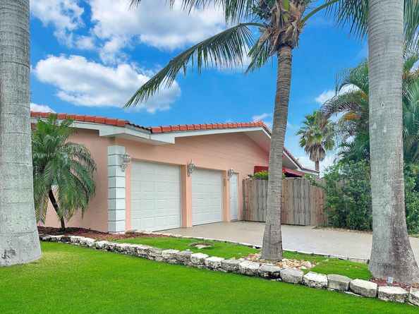6500 NE 20th Ter, Fort Lauderdale FL 33308