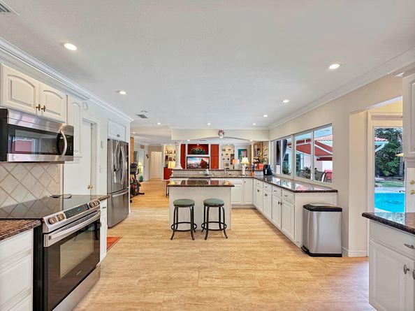 6500 NE 20th Ter, Fort Lauderdale FL 33308