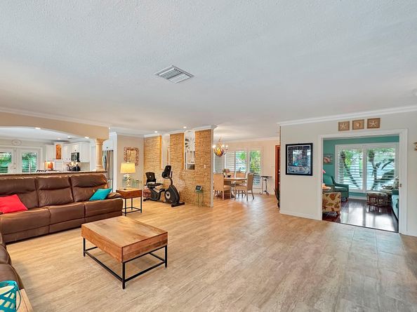 6500 NE 20th Ter, Fort Lauderdale FL 33308
