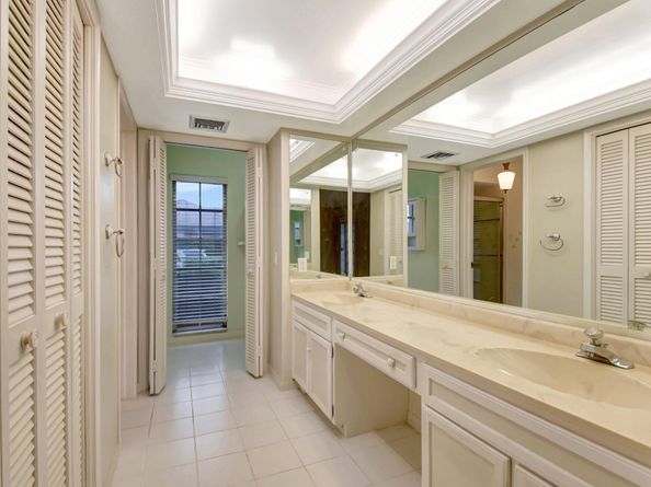 428 Pine Villa Drive, Atlantis FL 33462