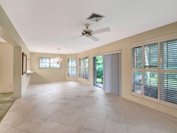428 Pine Villa Drive, Atlantis FL 33462