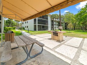 7579 NW 79th Avenue 201, Tamarac FL 33321